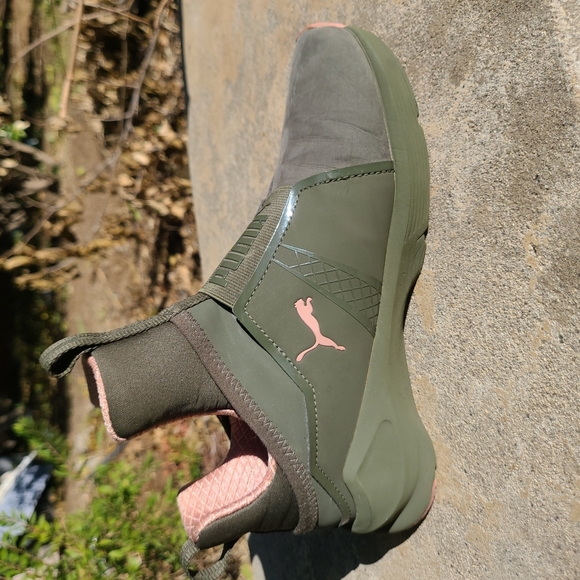Puma Fierce in Olive/Pink 6.5 - Picture 2 of 10